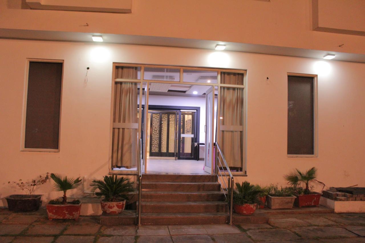 Hotel Mukund Villas Udaipur Exterior foto